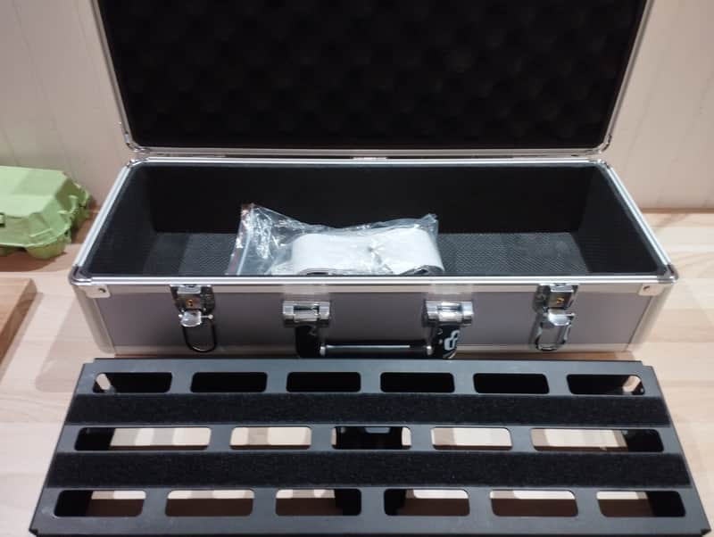 Rockboard DUO-2.1-C Pedalboard with Flight Case 2018 - 2022 - Black / Silver image 1