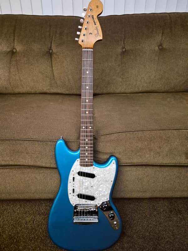 Fender Vintera Mustang Lake Placid Blue