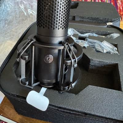 Shure KSM40C Cardioid Large Diaphragm Condenser Microphone 2026 - Present - Black image 5