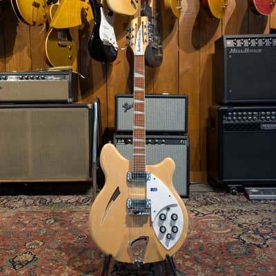 Rickenbacker 360/12 2009 - Mapleglo image 3