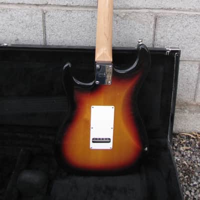 G&L Legacy USA 1999 - Sunburst with Maple Neck 12" Radius, G&G HSC AWESOME GUITAR!!! image 8