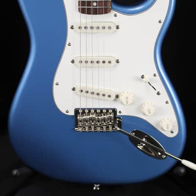 Squier Classic Vibe 60's Stratocaster Laurel Fretboard Electric Guitar Lake Placid Blue 6lbs 13oz image 1