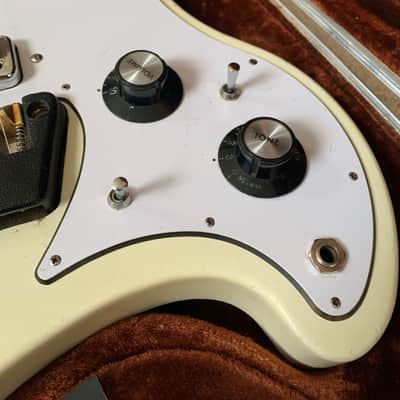 Ovation Breadwinner USA 1974 in White image 5
