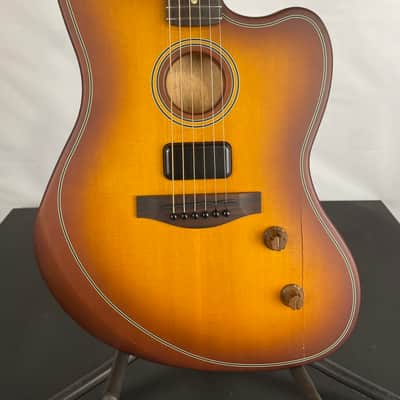 Fender Acoustasonic Standard Jazzmaster Acoustic-Electric Guitar, Solid Spruce Top, Honey Burst image 2