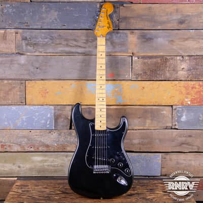 Fender Stratocaster with Maple Fretboard 1979 - Black image 3