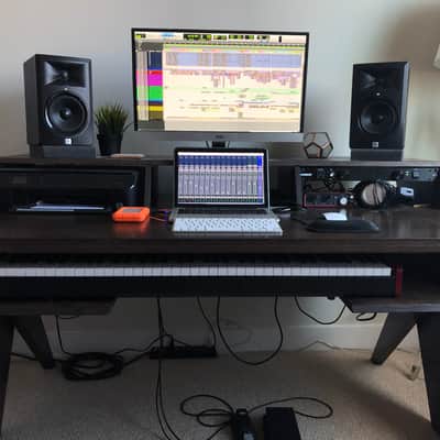 Output Platform Studio Desk with Keyboard Tray image 5