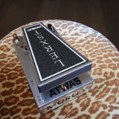 Morley Lerxst All the Worlds a Stage Wah Volume Pedal with Hand signed Massey Hall tour badge 2026 - Chrome image 4