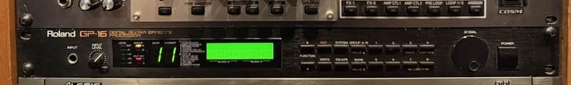 Roland GP-16 Digital Guitar Effects Processor with FC-100mkII Foot Controller 1989 - 1994 - Black image 1