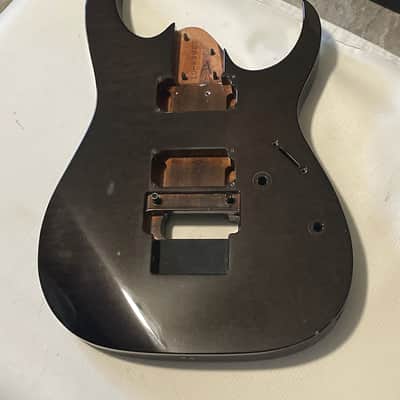 1999 Japan Fujigen Ibanez RG520QS Brown Quilt Maple Guitar Body Original Edge Tremolo Ready image 4