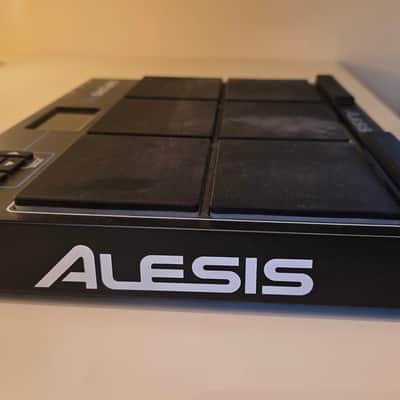 Alesis SamplePad Pro 8-Pad Percussion and Sample-Triggering Instrument 2010s - Black image 5