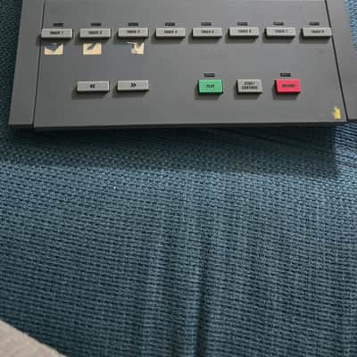 Alesis MMT-8 Multi-Track MIDI Recorder Sampler/Sequencer image 2
