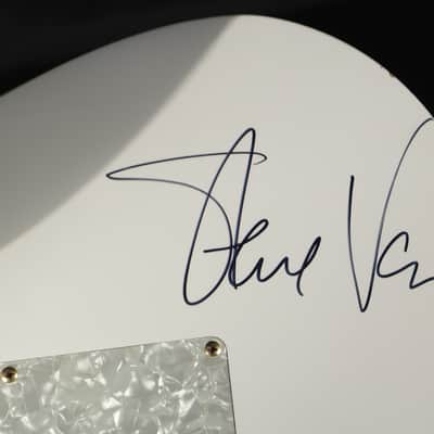 Ibanez Steve Vai Owned/Signed JEM JEM7V-WH White Electric Guitar w/ OHSC LI Practice Guitar image 12