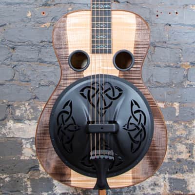 Beard Legacy R. solid maple 2024 - Custom Sap Maple. gloss finsh image 9
