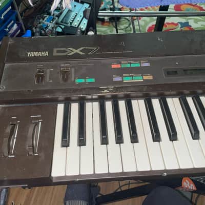 Yamaha DX7 Programmable Algorithm Synthesizer 1983 - 1987 - Black