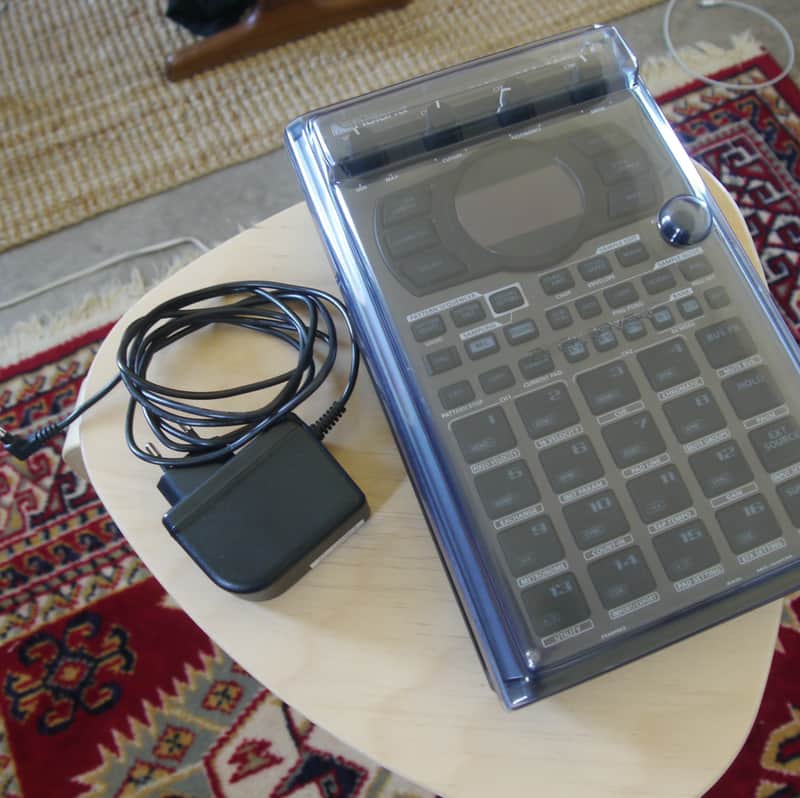 Roland SP-404MkII 2021 - Present Gray image 1