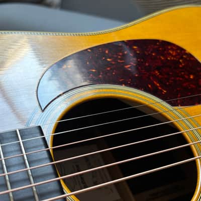 2021 Martin Custom Shop Aged Adirondack Wild Grain Rosewood back and sides image 15