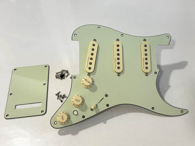 LOADED Fender Deluxe Vintage Noiseless Stratocaster Pickups 7 Way Superswitch