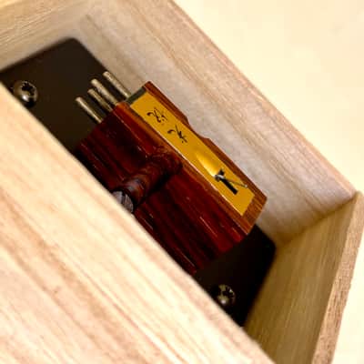 Koetsu Rosewood Signature Platinum MC Phono Cartridge, Platinum Magnet, Silver Plated HP Copper Coil, Original $12495 image 9