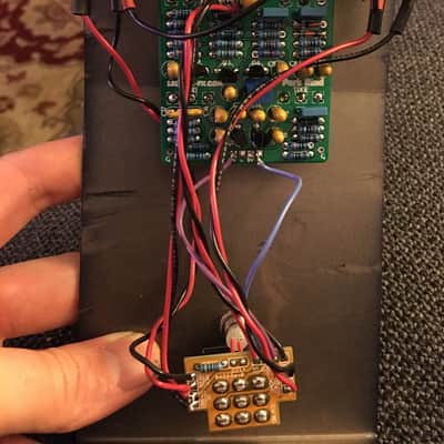 Univox Super Fuzz Clone image 3