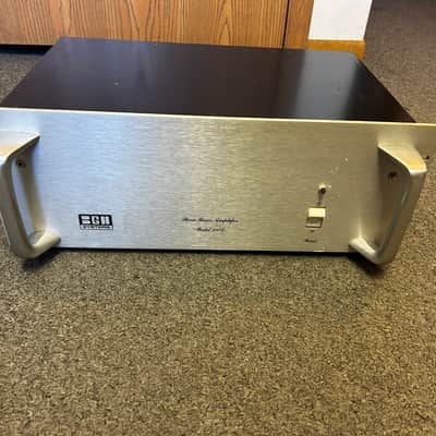 BGW Stereo Power Amplifier Model 500D image 1