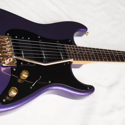 Fernandes Stratocaster / Strat FST-55 Metallic Purple Floyd Rose