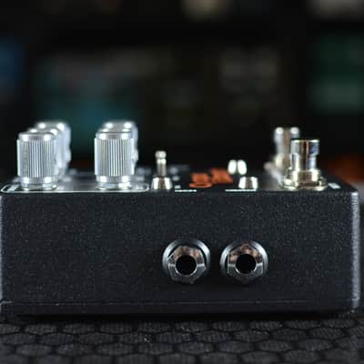 Retro-Sonic Chorus/Vibrato V2 - Silver image 3