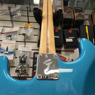 Limited Edition Player Stratocaster - Maple Fingerboard - Lake Placid Blue image 7
