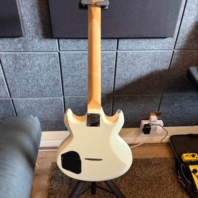 Ibanez GAX30-WH Gio with Rosewood Fretboard 2005 - 2009 - White image 6