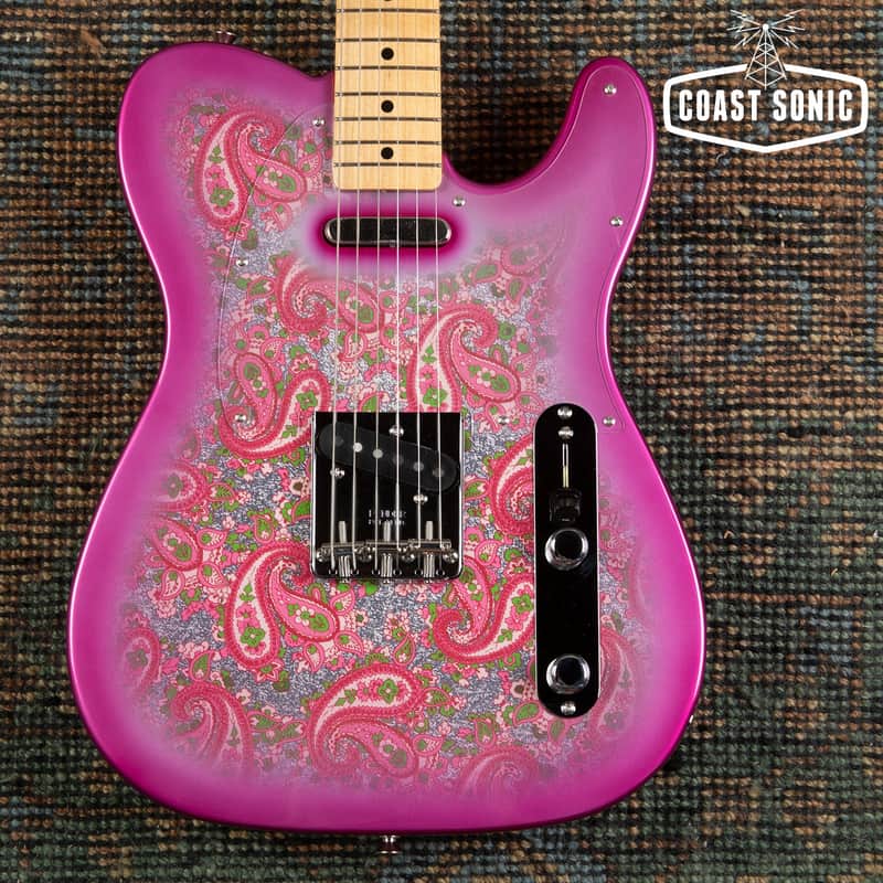 2025 Fender Limited Edition late 60s reissue Pink Paisley