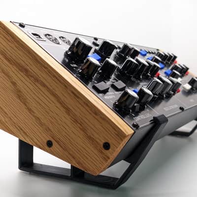 15º Stand for Behringer Model D and more