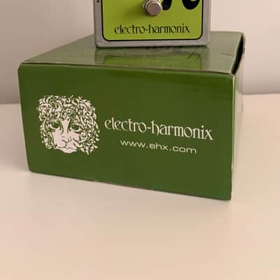 Electro-Harmonix Bass Big Muff Pi Distortion / Sustainer 2008 - Present - Green image 1