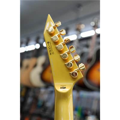ESP LTD KH-V Metallic Gold Kirk Hammett Signature image 17