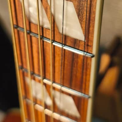 Epiphone Dove Studio 2021 - 2025 - Violinburst image 4