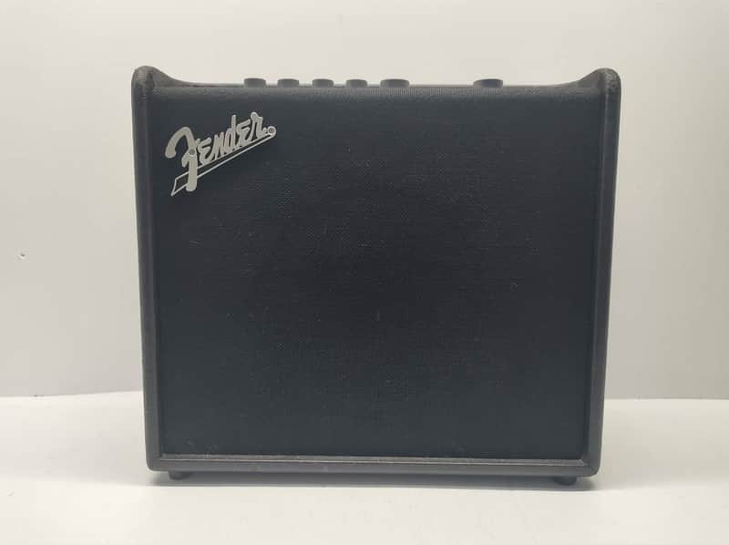Fender Mustang LT25 25-Watt 1x8" Digital Modeling Guitar Combo 2019 - Present - Black Bild 1