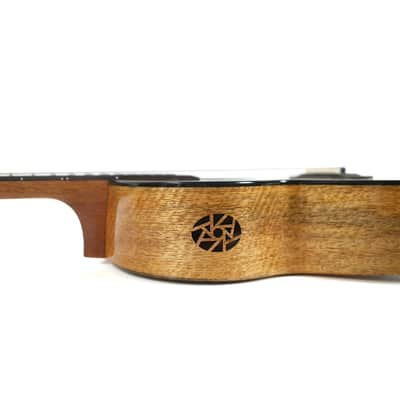 Flight Fireball EQ-A Solid Mango Baritone Ukulele image 4