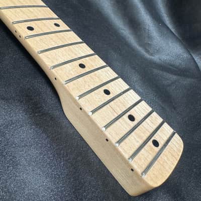 WD Fender Licensed Strat Neck Maple Fingerboard 21 Frets Routed for FR Locking Nut image 3