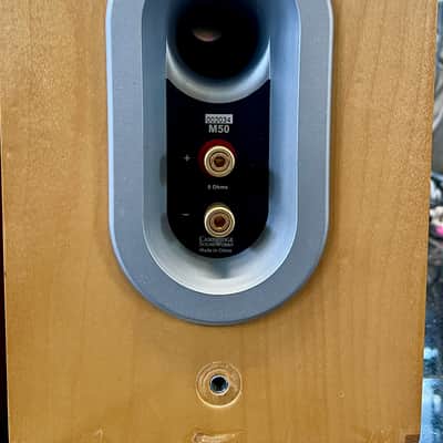Cambridge Soundworks Newton M50 2-Way Bookshelf Speakers by Henry Kloss; Tested image 7