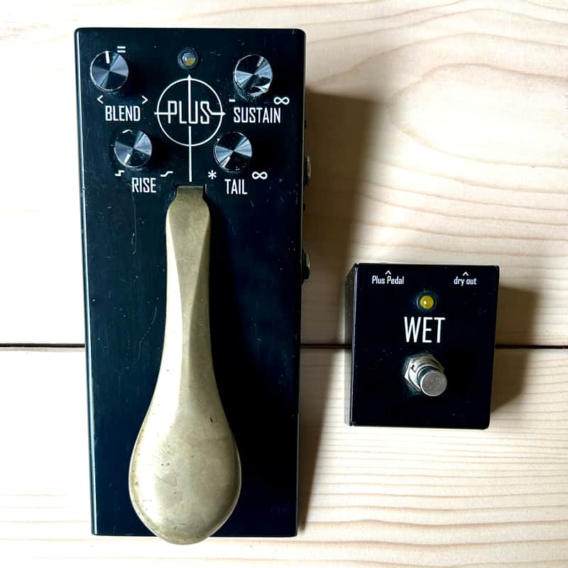 Gamechanger Audio Plus Sustain Pedal with Footswitch