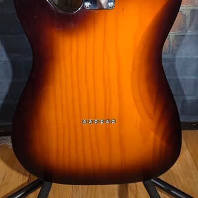 Fender 2018 Modern Player Telecaster Plus Honey Burst w/ Original Gig Bag Free Set Up image 17