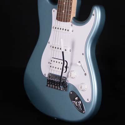 Squier Affinity Stratocaster Junior HSS, Laurel FB, Ice Blue Metallic image 2