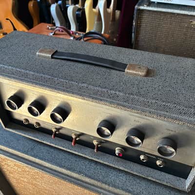 Silvertone Model 1483 23-Watt 1x15 Bass / Guitar Piggyback 1960s - Gray image 5