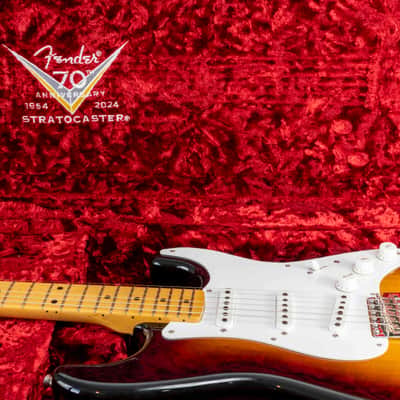 Fender LTD 70th Anniversary 1954 Stratocaster Time Capsule Package 1-Piece Quartersawn Maple Neck Fretboard Wide-Fade 2-Color Sunburst image 5