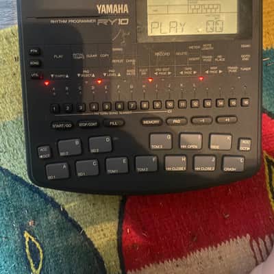 yamaha ry10 drum machine