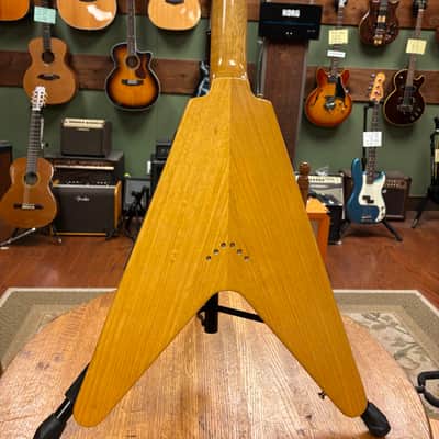 2022 Gibson Custom Shop '58 Korina Flying V Reissue Natural with Black Pickguard image 12