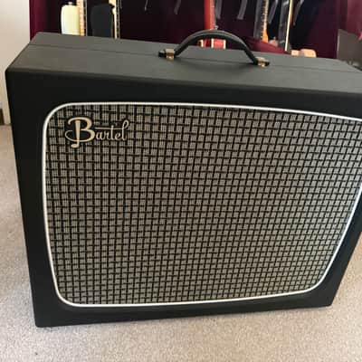 Bartel Extension Cab 2023 ish - Black image 4