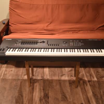 Yamaha Montage M8x 88-Key Synthesizer  Black image 2