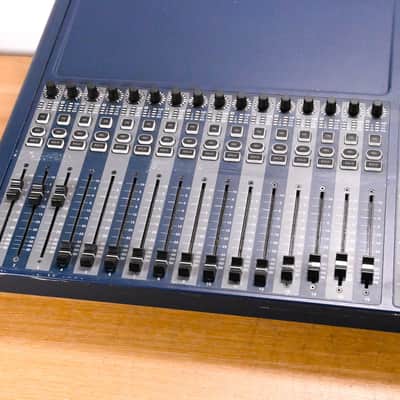 Soundcraft Si Expression 3 32-Channel Digital Mixer CG01X6L image 5