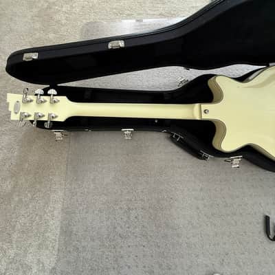 Duesenberg Fullerton TV 2025 - Vintage White image 4