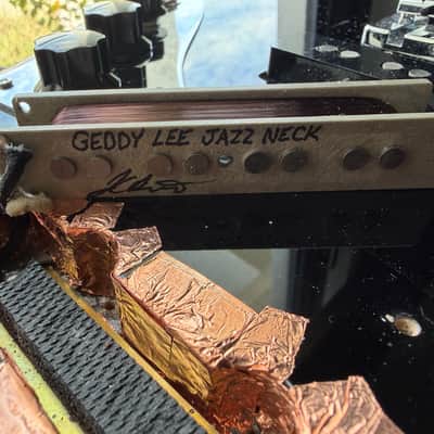 2022 Fender USA Geddy Lee with Tom Brantley pickups image 14