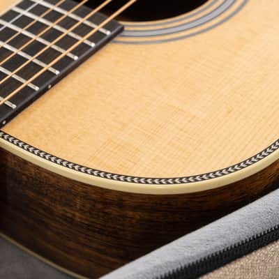 Martin O'ahu HG-28 Limited Edition Grand Auditorium Acoustic Guitar, Solid Spruce Top image 10